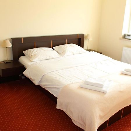 Apartament Wanda W Centrum Kolobrzegu Przy Starowce Exterior photo